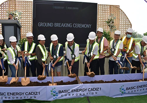 Basic Energy Peletakan Batu Pertama Proyek Tenaga Surya Cadiz 43,41 MW